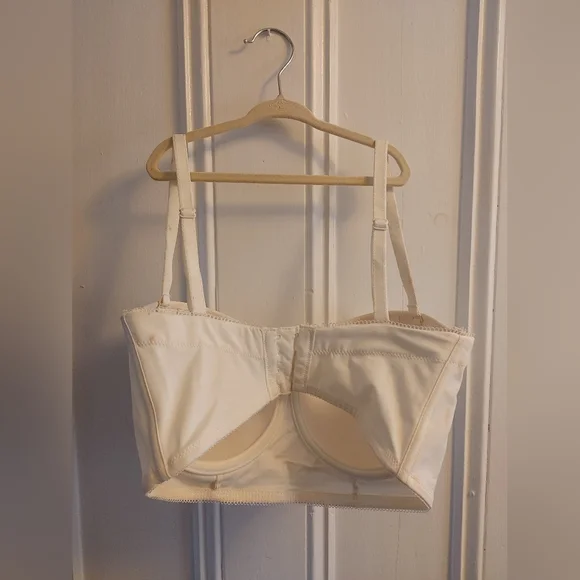 Freya Bra Strapless Conversion - Picture 2 of 6